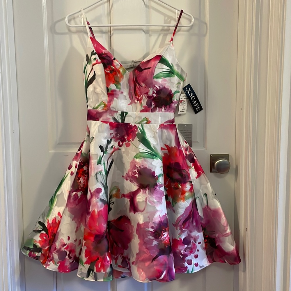 Nordstrom brand new floral dress - Picture 1 of 3